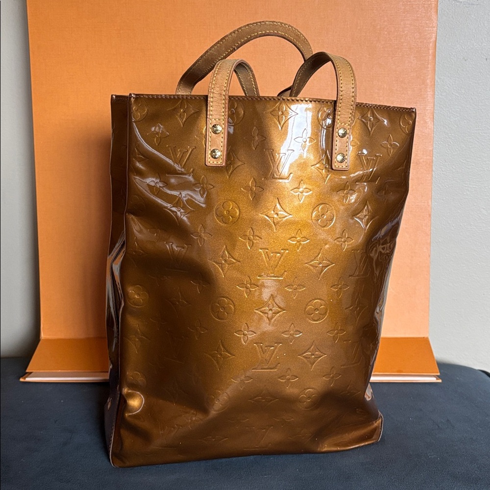 Louis Vuitton Vernis Reade MM Monogram tote purse bag Bronze